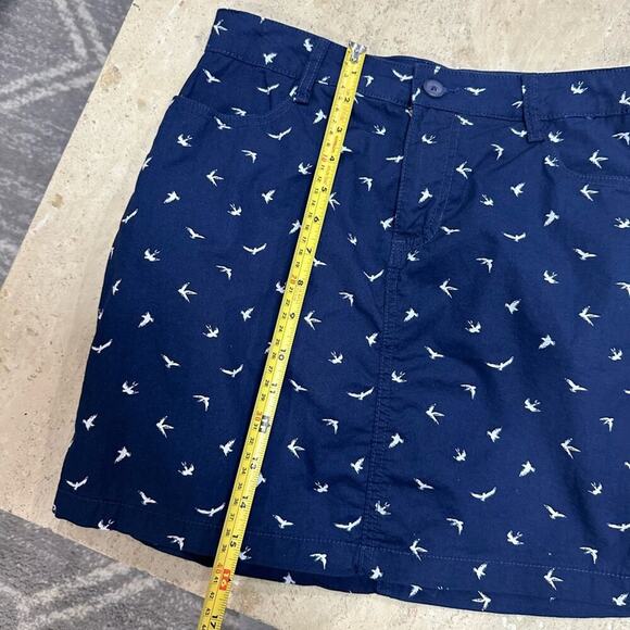 Excellent St. John's Bay Womens Mid Rise Navy Skort Size 6 - Picture 5 of 7